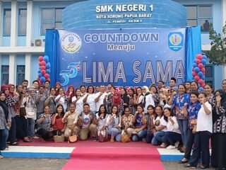 SMK Negeri 1 Kota Sorong Gelar Countdown Sambut HUT ke-55