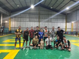 Wartawan Sorong Raya Tunjukkan Taring, Taklukkan PKMT dalam Ekshibisi Futsal Penuh Keakraban